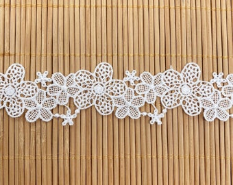 2 Yards White/Black Exquisite Floral Lace Trim Embroidery Necklace Supplies,For Sewing,Narrow Lace, Crochet Lace,Gift Wrapping,3.5CM Wide