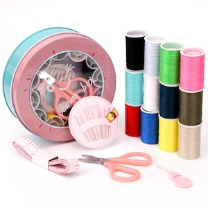 Kit de costura portátil Juego de viaje para principiantes / Kit de costura pequeño de viaje / Suministros de costura / Hilo de sastrería / Para mamá abuela Niña Mujeres