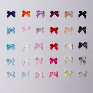 10 STÜCKE 2,3 CM/0,9 "Mini Satinbögen, DIY Handgefertigte Bastelbedarf, Kleid Verzierungen, Kleid Dekor, Kartenherstellung