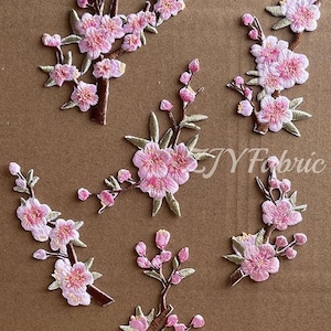 6 parches bordados de flores de ciruelo para planchar o coser. Ideales para manualidades, ropa, vestidos, sombreros y vaqueros.