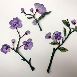 A Set Flower Embroidery Patch Iron/ Sew On Appliques Patch For Crafting,Appliqués Badge,For Clothes, Dress, Hat, Jeans