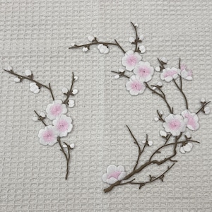 A Set Plum Blossom Flower Embroidery Patch Iron/ Sew On Appliques Patch For Crafting,Appliqués Badge,For Clothes, Dress, Jeans