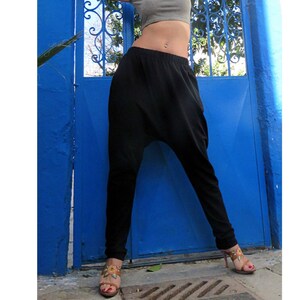 Womens Drop Crotch Hose Schwarz, Haremshose Damen, Schwarze Haremshose, Sarouel Femme, Ninja Hose für den Winter