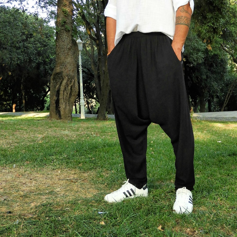 Sarouel haut fait main pour homme : mélange de coton noir avec entrejambe bas image 8