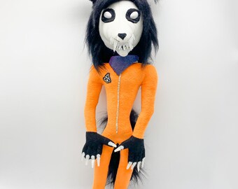 SCP-1471-A / オレンジ色のスーツを着たマロ ミンキーぬいぐるみ