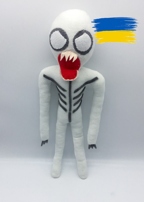 SCP-096 costume Update! He has hands now. : r/SCP