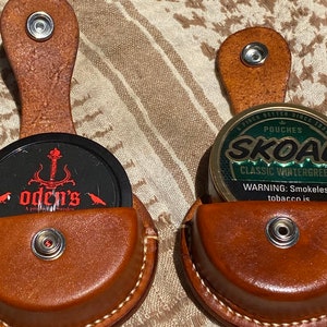 Swedish SNUS or ZYN dip can holder holster with belt clip made of hand-stitched natural full grain leather in traditional or fashion colors. image 4