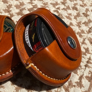 Swedish SNUS or ZYN dip can holder holster with belt clip made of hand-stitched natural full grain leather in traditional or fashion colors. image 5