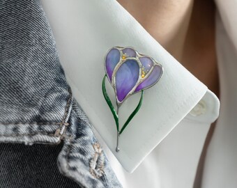 Saffraan glas-in-lood sieraden Moederdag cadeau Aangepaste glas-in-lood plant pin Crocus glas-in-lood bloem broche