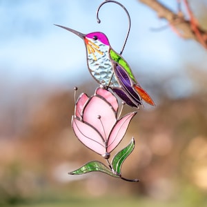 Stained glass hummingbird