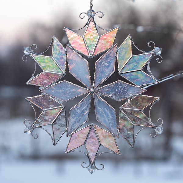 Glasprydnad Snöflingesolfångare Moderna glasfönsterhängen Juldekorationer Anpassad glassolfångare