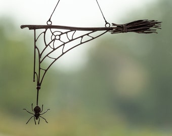 Toile d'araignée en verre teinté toile d'araignée Halloween oeuvre d'art d'Halloween tentures de vitrail attrape-soleil toile araignée suspendue en verre
