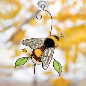 stained glass light catcher of bumble bee with the suction cup