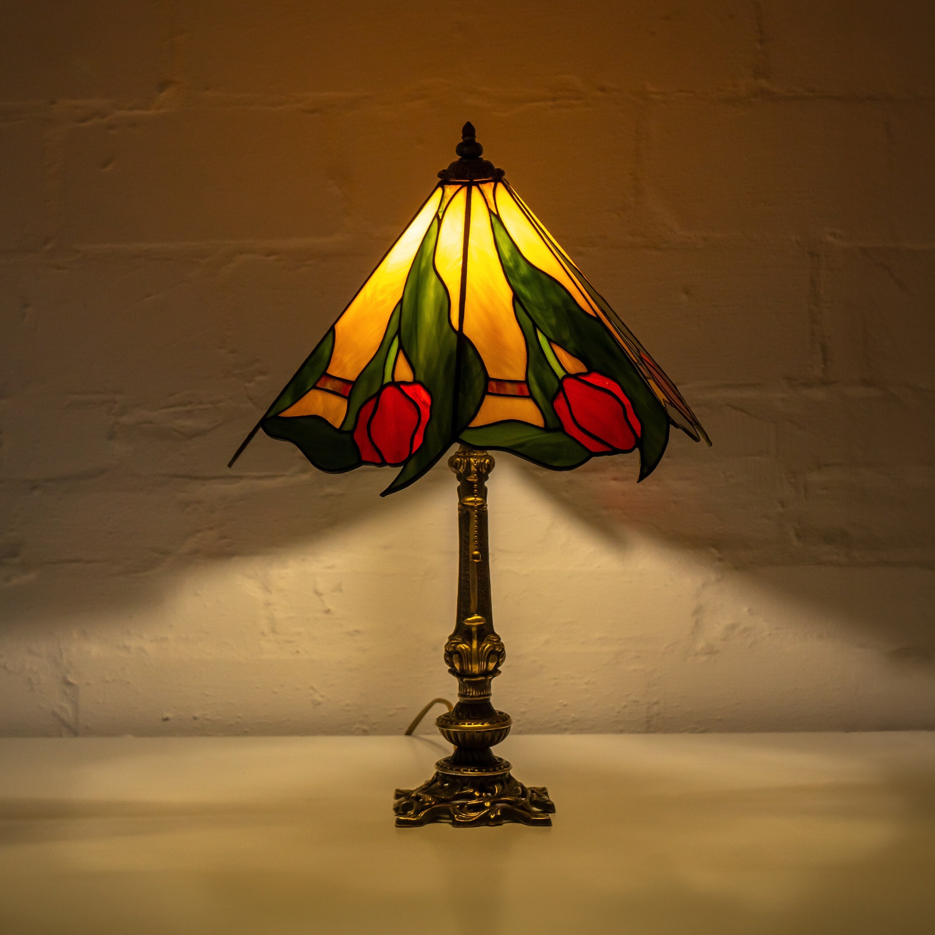 Modern Stained Glass Flower Lamp Gifts for Grandma Custom Stained
