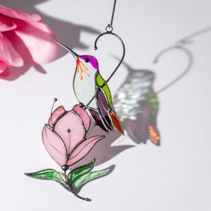 stained glass hummingbird with magnolia flower decor