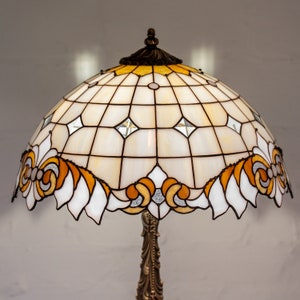 stained glass white and beige lamp