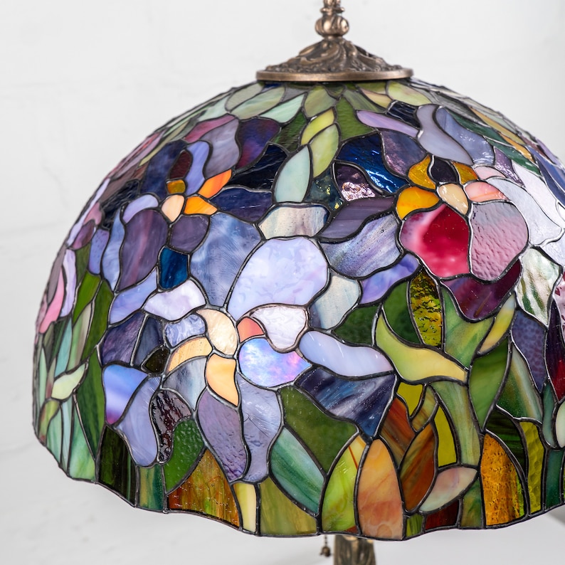 handcrafted glass Tiffany lamp