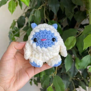Made to order - Yeti Tamagotchi Case (ON/Meets/Mix/ID/IDL/4U/4U+)