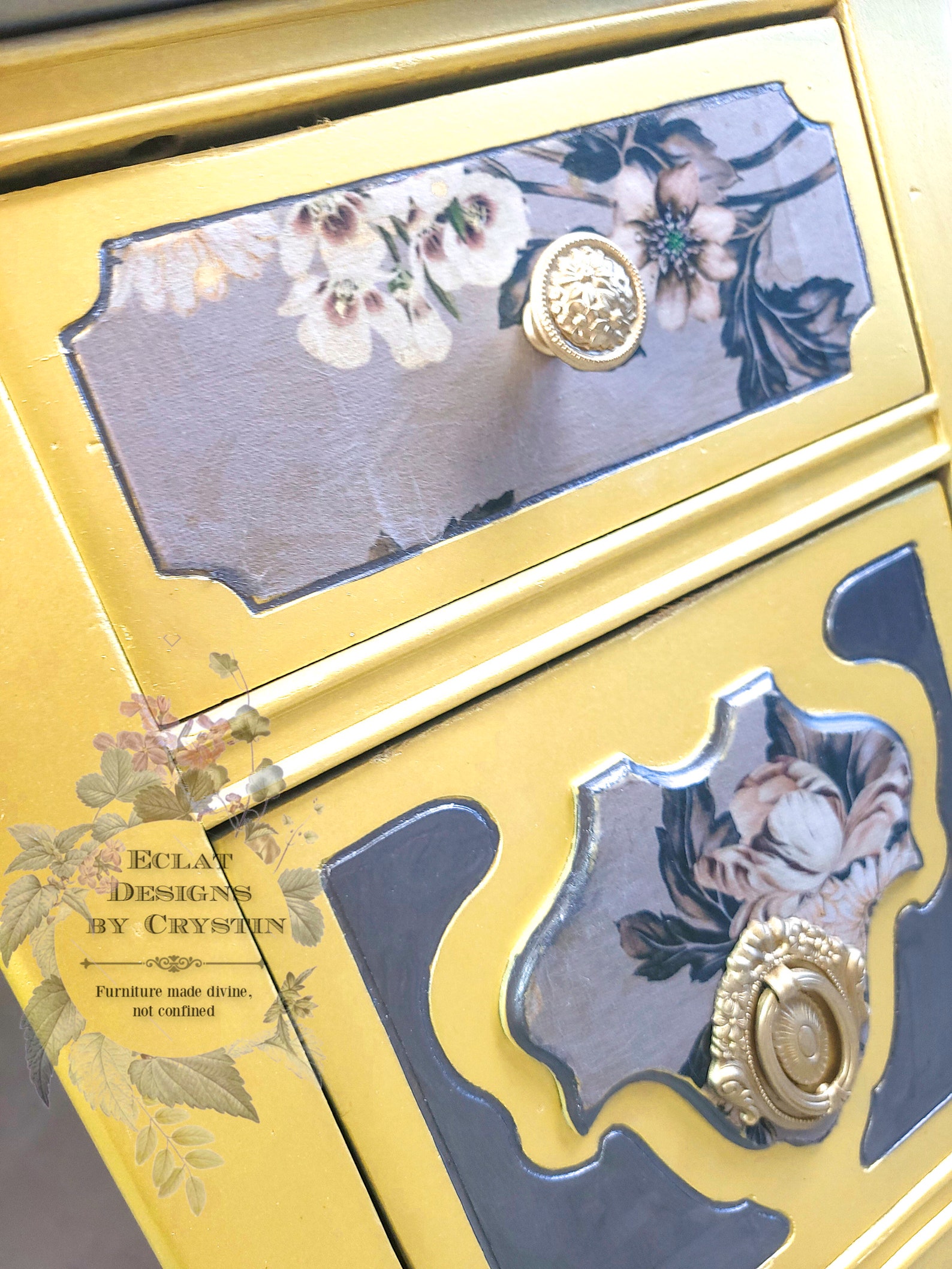 SOLD Gold Vanity Table Table Top Mirror Makeup Vanity Etsy