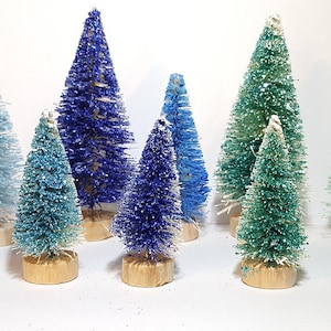 Lot of 10 MERMAID MIX Mini Miniature Blue Aqua Sisal Bottle Brush Trees Xmas Christmas Retro Wood Base © Lisa Dee Creations Free Shipping