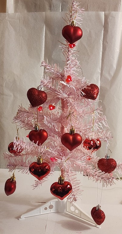 Valentines Tree Ornaments 