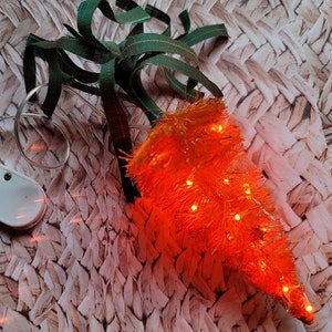 Light Up LED Easter Farmhouse Bottle Brush Tree Carrots with Vintage French Satin Leaves Free Shipping Easter Bunny Decor Crafts Gifts