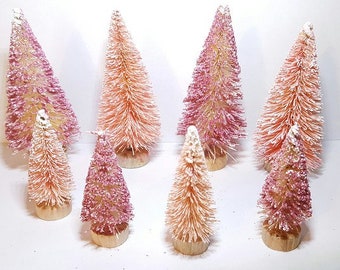 8 Mini Árvores de Natal em Miniatura Rosa e Rosa Metálico com Glitter, Feitas com Escovas de Garrafa de Sisal, Frete Grátis, Vila de Neve