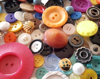 Lot of 100 Grandmas Unsearched Vintage Buttons Plastic, Metal, Rhinestone, etc Free Shipping Bulk Craft Supply