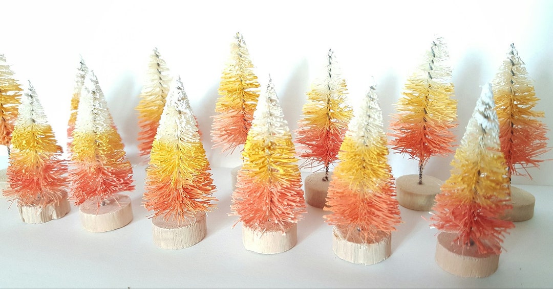 Lot of 12 Candy Corn HALLOWEEN Miniature Mini Ombre Sisal Bottle Brush ...