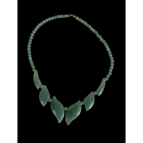 Vintage Apple Green Jadeite Bead Choker Necklace … - image 5