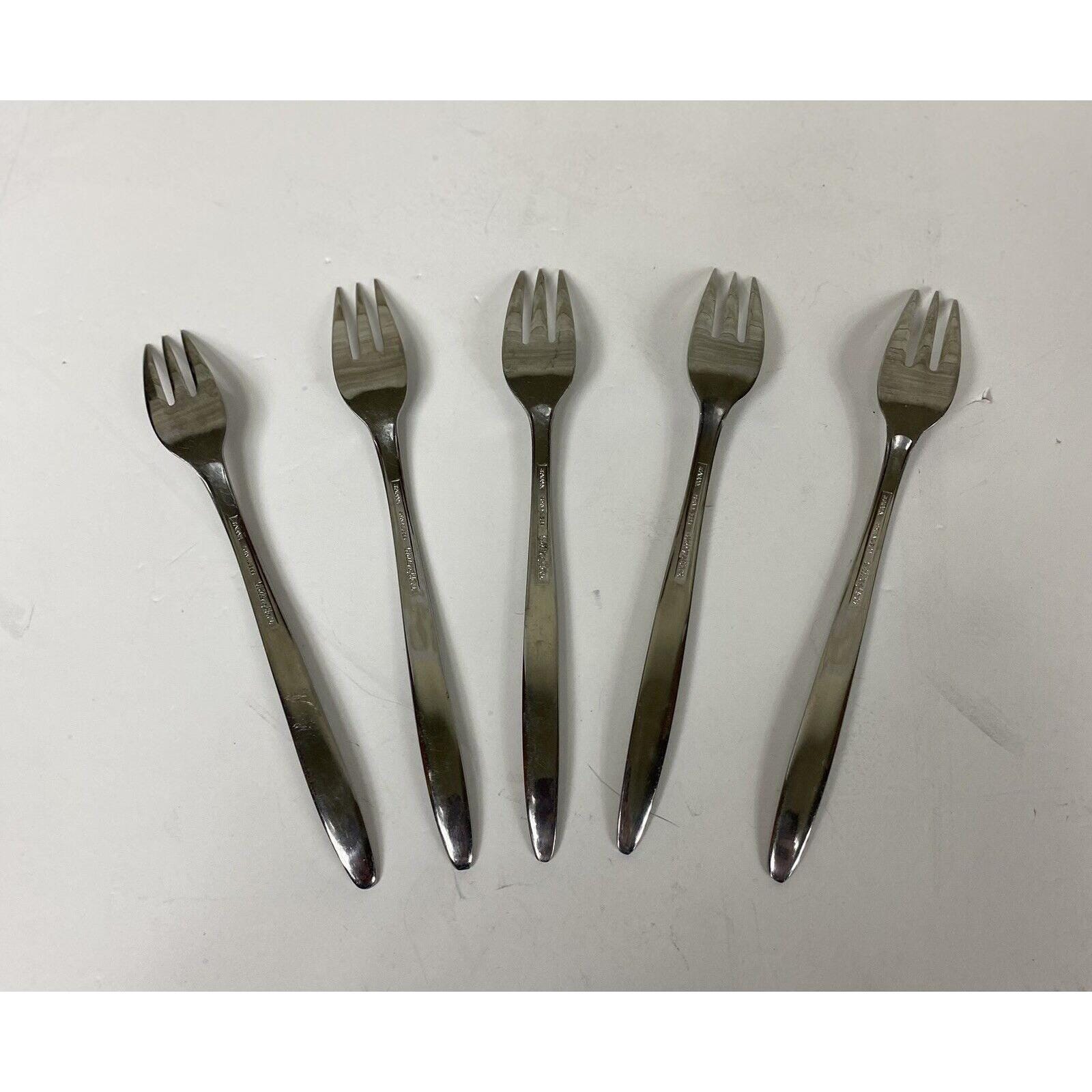 5種類のUleg-Kcombrang-Rwit-Bwang-Ijow-Trasi VTG Wellingware Stainless Japan Lot 5 Cocktail Seafood Forks