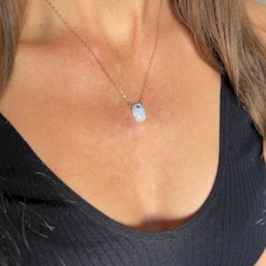 Rainbow Moonstone Necklace, Gold Filled Moonstone Pendant Necklace, June Birthstone, Sterling Silver Crystal Necklace, Handmade Jewelry