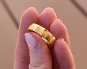 Mens Gold Ring, Travel Wedding Ring, Non-tarnishing 18k Gold PVD Ring, Minimalist Mens Gold Band, Non-tarnishing Jewelry