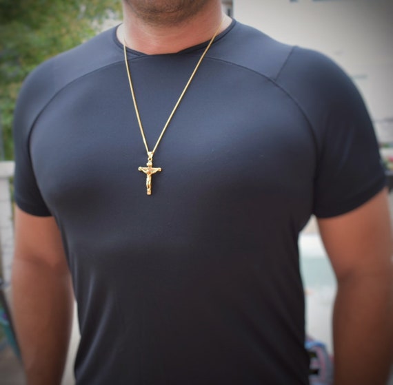 Mendicidad Ciudadanía editorial Collar de cruz de oro para hombre colgante y cadena de oro de - Etsy México