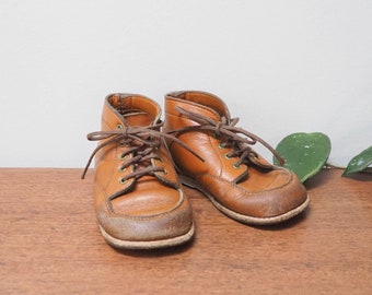 Chaussures bébé en cuir marron VTG - Taille 4,5 - Chaussures bébé en cuir