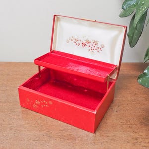 Vtg Red Farrington Jewellery Case - Floral Trinket Box - Vintage Vanity Decor - Travel Jewelry Storage - Vintage Farrington