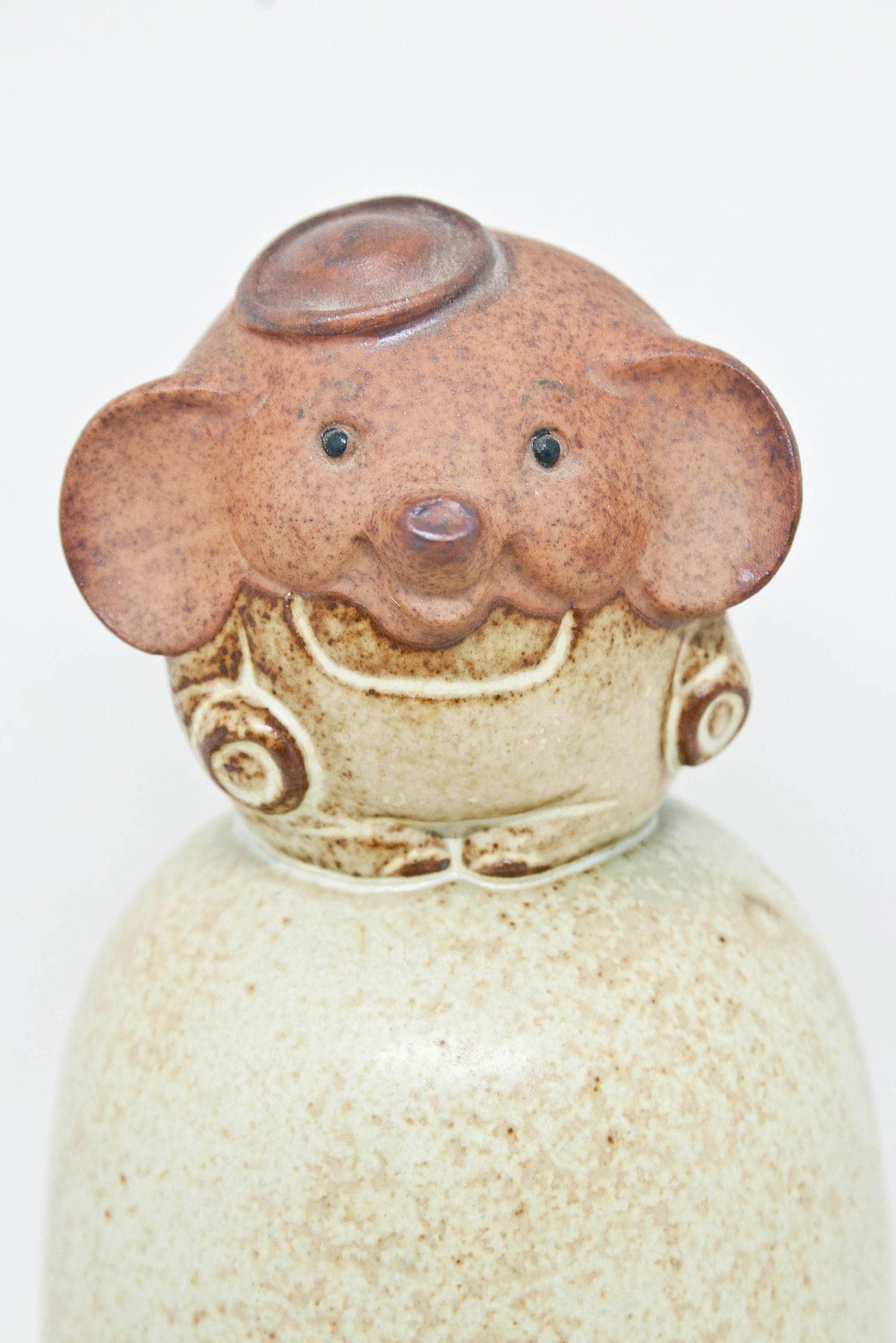 工芸品 Bell Vintage Giftcraft Japan Stoneware Elephant Bell: 70s Farmhouse
