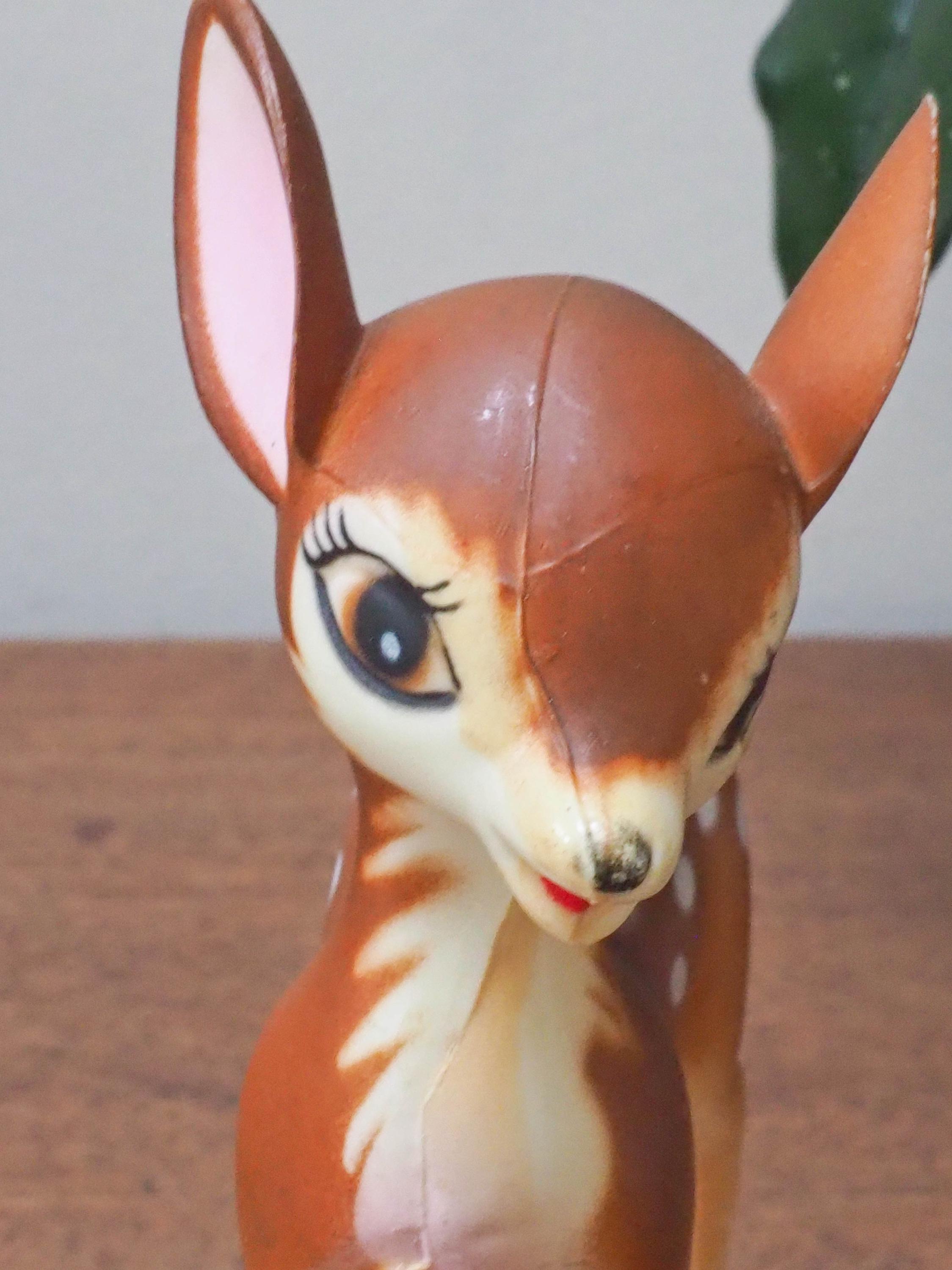 プラスチック製の赤ちゃん鹿の置物 - ヴィンテージでかわいいバンビの