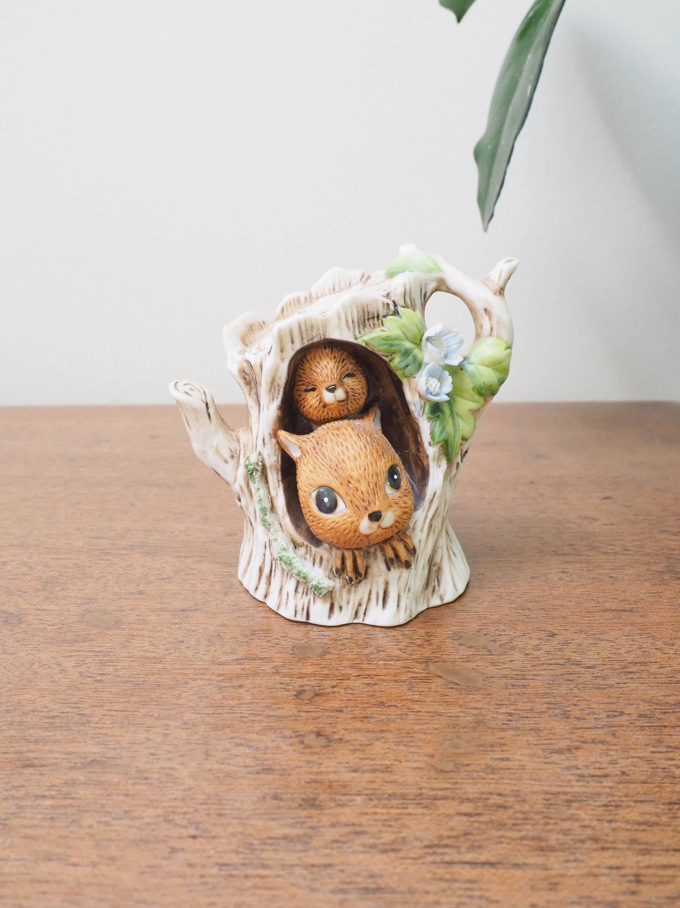 Vtg Enesco Squirrel in a Tree Stump Figurine - 1976 - Vintage