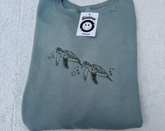 Sea Turtles Ocean Embroidered Crewneck Sweatshirt