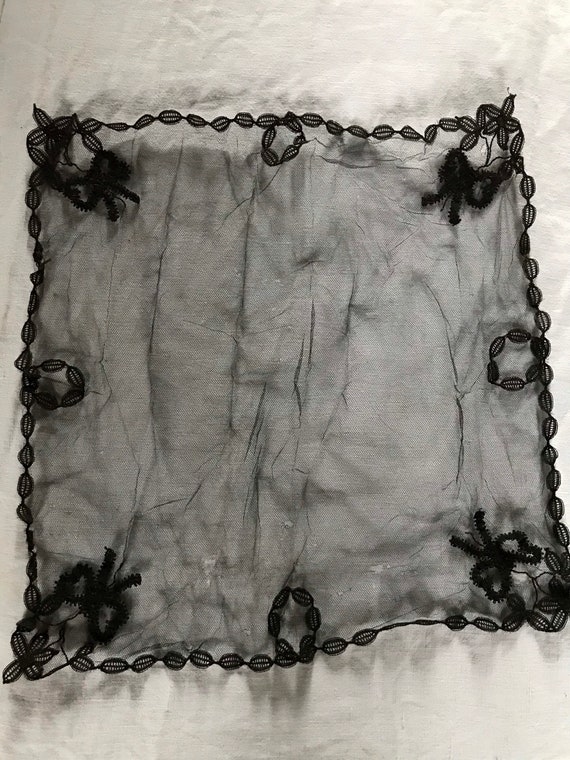 A beautiful antique French lace mourning handkerch