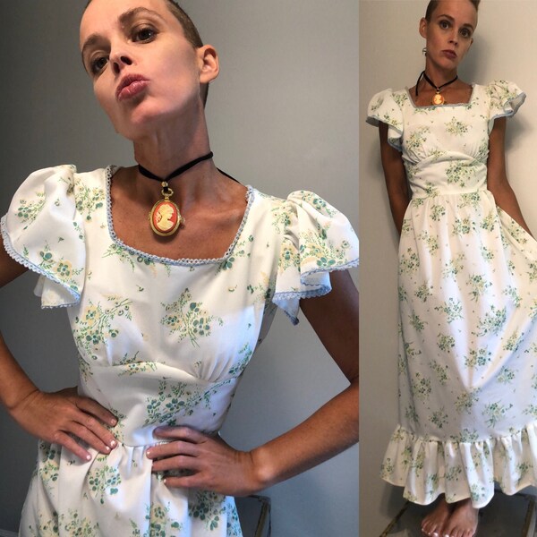 Vintage 60s Ditsy Floral Maxi Dress| Gunne Sax styLe Dress