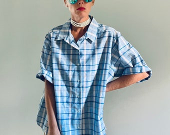 Vintage Plaid camisa de manga corta con botones / camisa a cuadros de los años 70