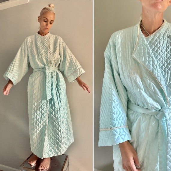 Satin plush robe Clearance
