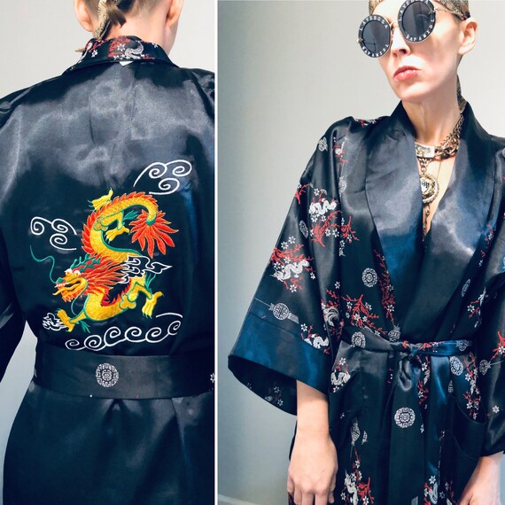 Vintage Black embroidered Kimono| Authentic Orient