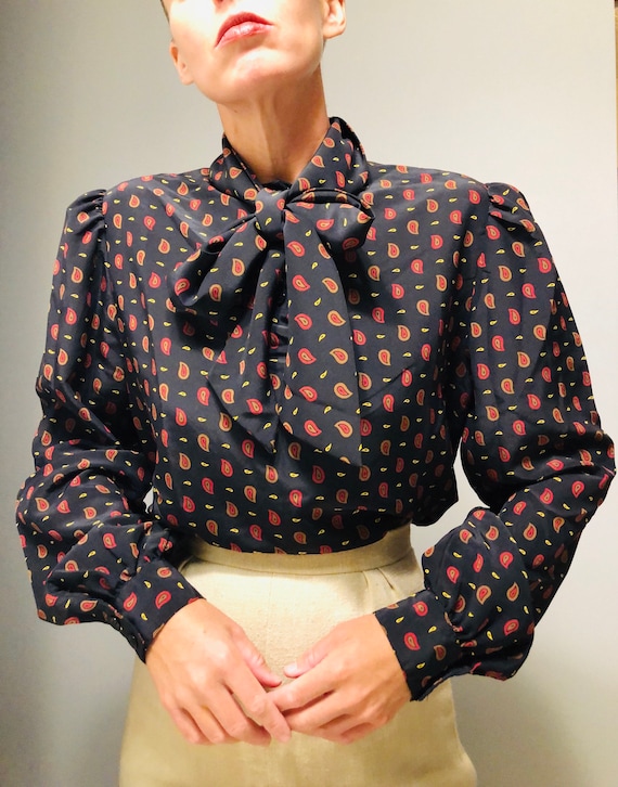 Vintage Secretary Blouse with Pussy Bow| Gunnesax