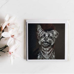 Tarjeta de felicitación de Yorkshire Terrier sonriente.