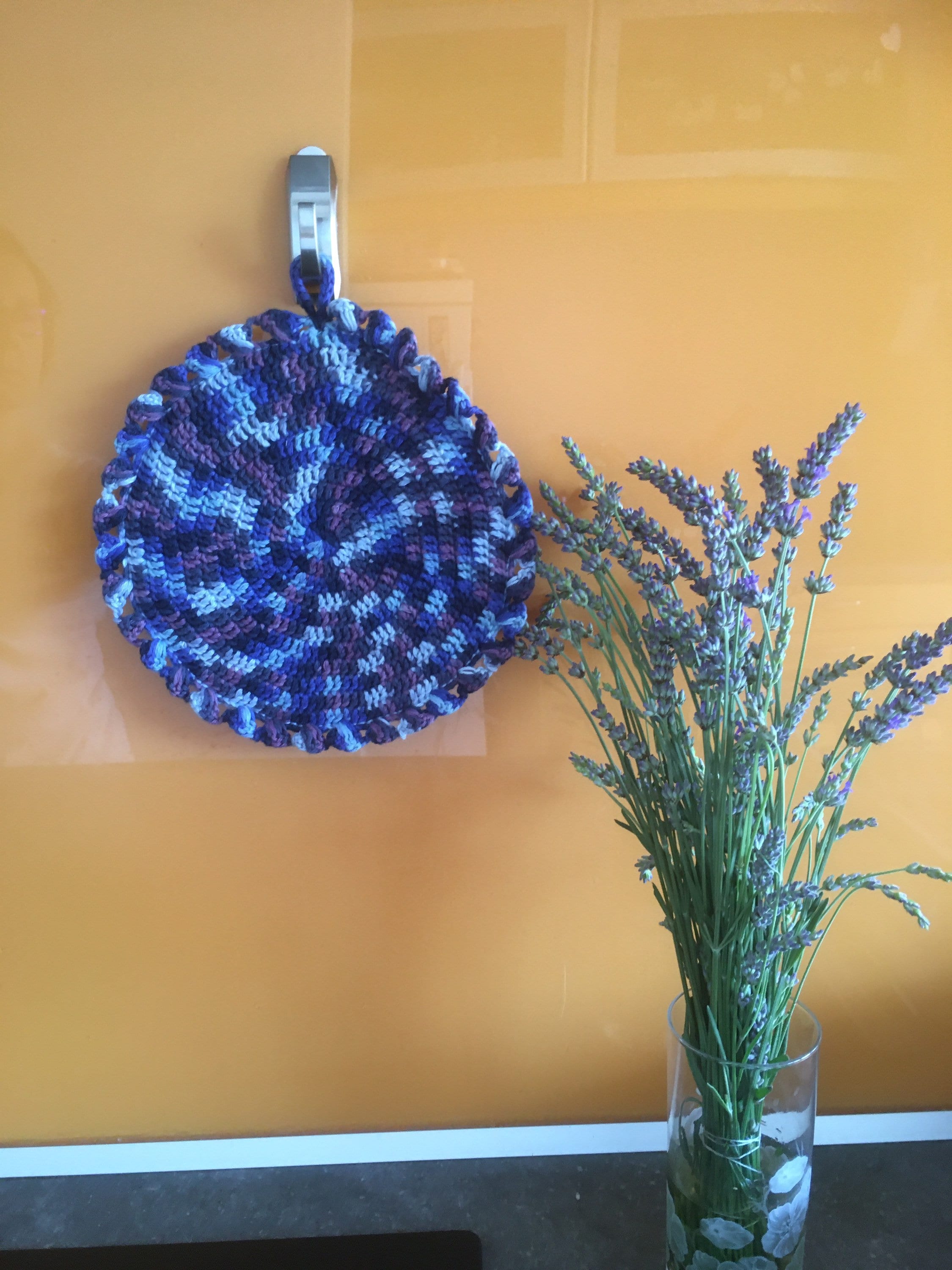 Manique Ronde Coton Mosaïque Bleu Crochet