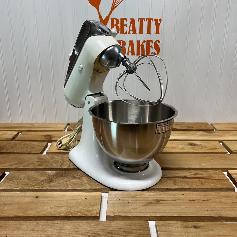 Vintage Stand Mixer - Etsy