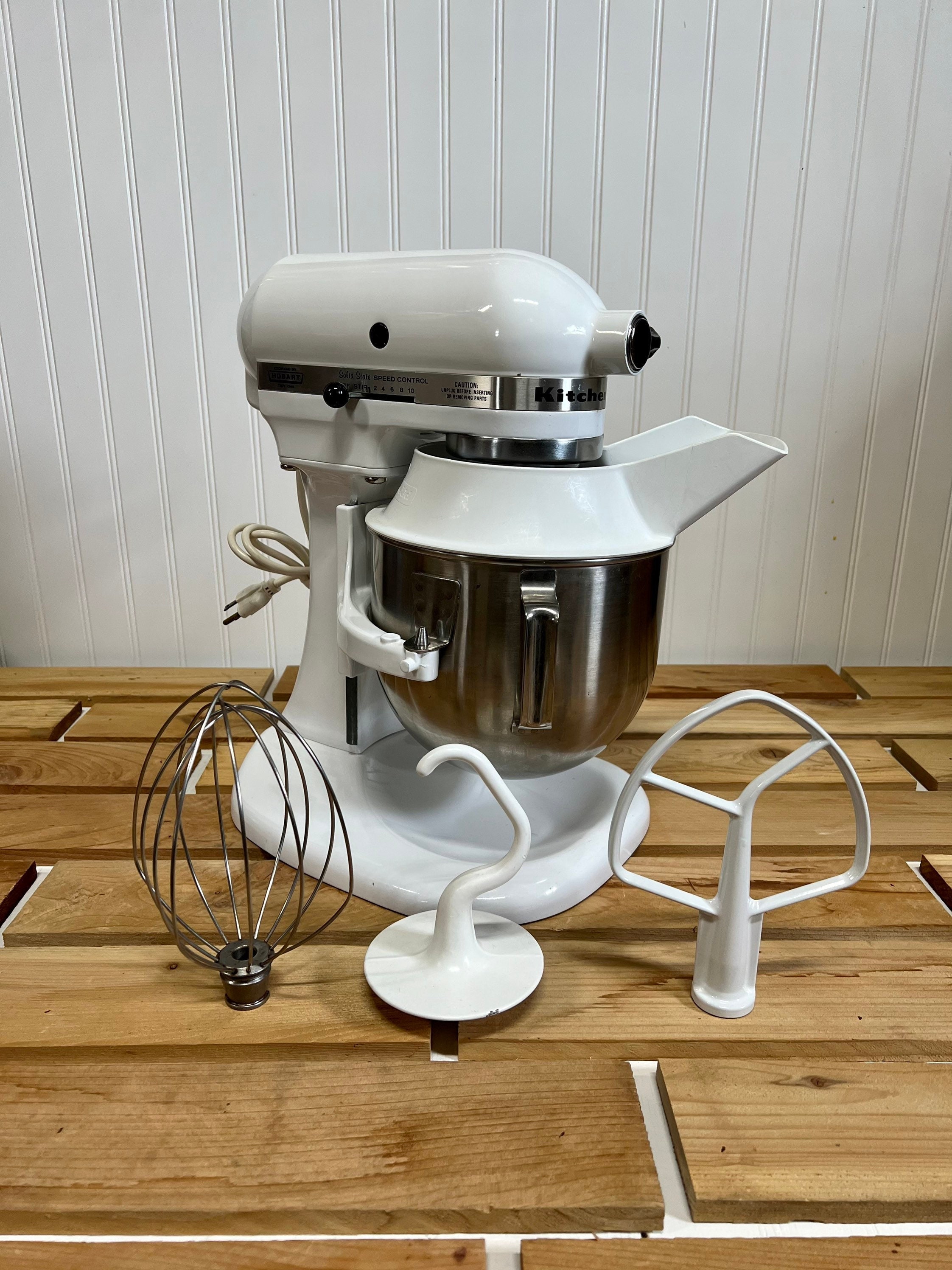 RESERVED Vintage 1970 Solid State 5 Quart Kitchenaid K5SS Electric Lift Bowl  Stand Mixer W/ Bowl Beater Whisk Pour Shield Collar Chute White 